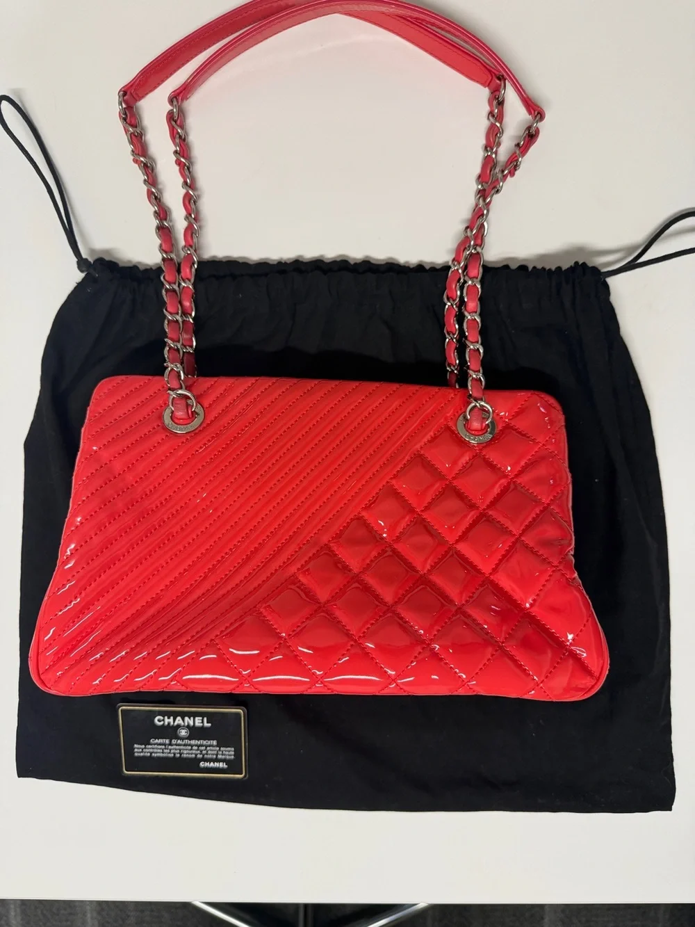 CHANEL Red Quilted Leather Shoulder Bag with Silver CC Hardware